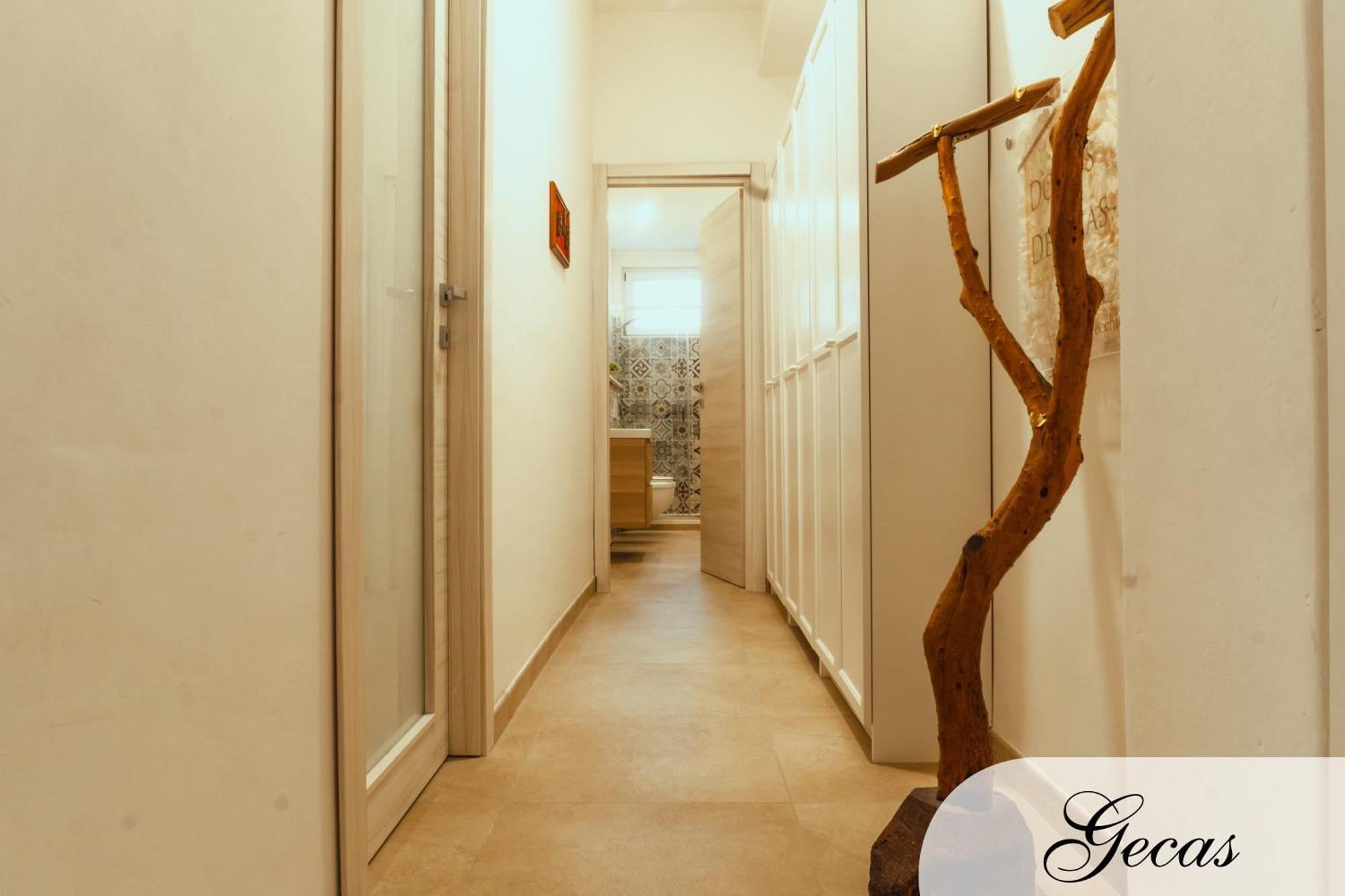 Domus Deianas Apartments Cagliari Luaran gambar